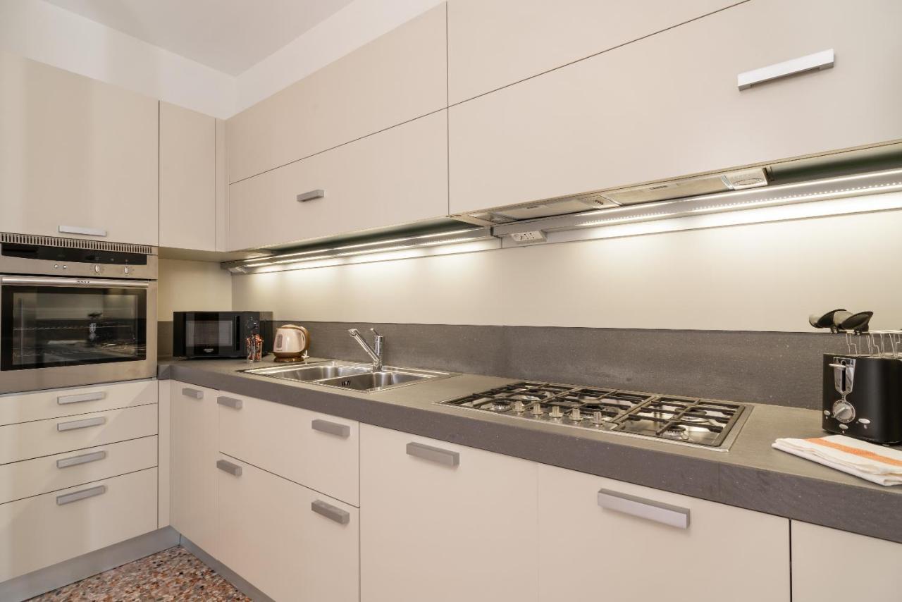 Casanova Deluxe Apartment By Wonderful Italy Venesia Bagian luar foto