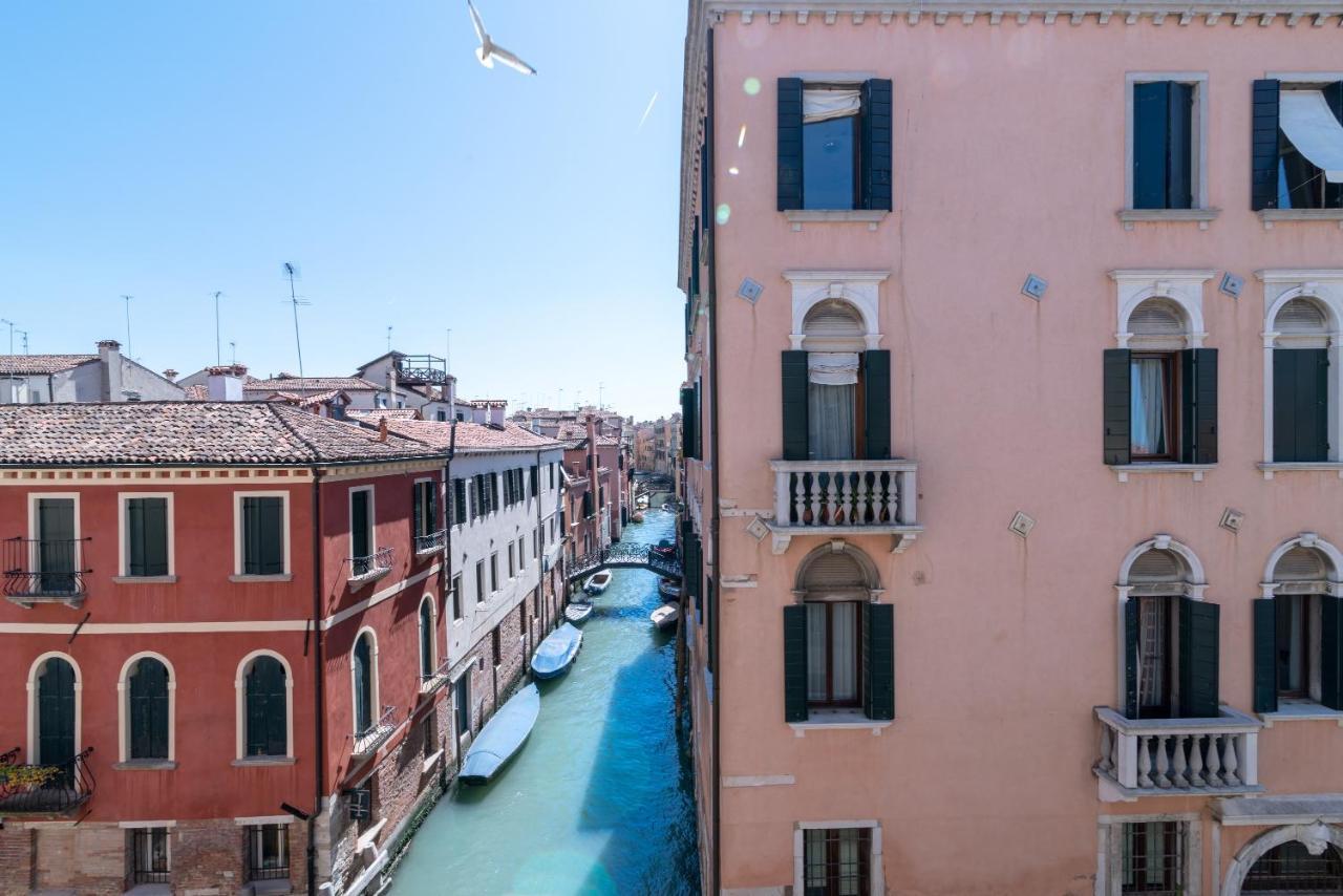 Casanova Deluxe Apartment By Wonderful Italy Venesia Bagian luar foto